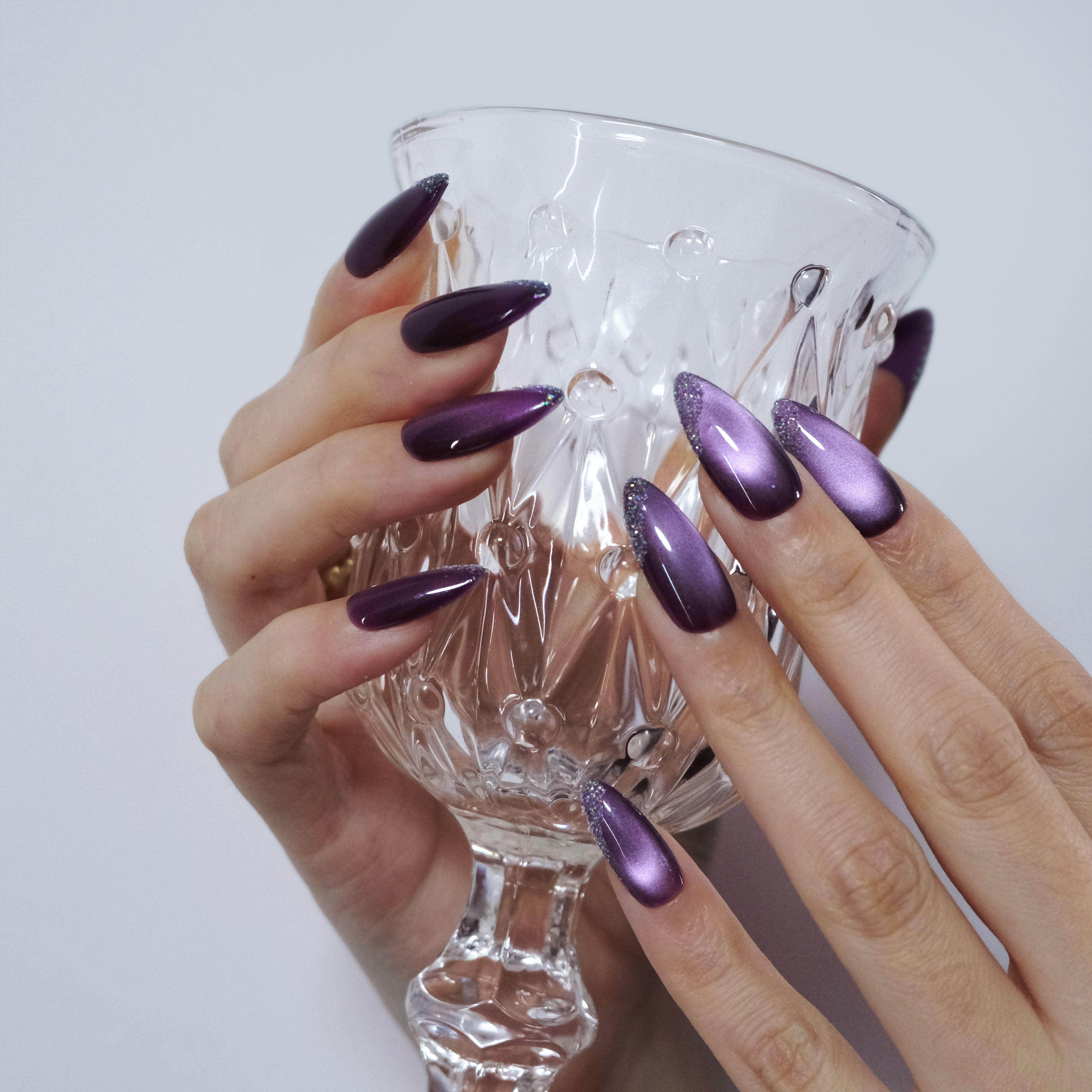 Amethyst Solid Color Cat' Eye
